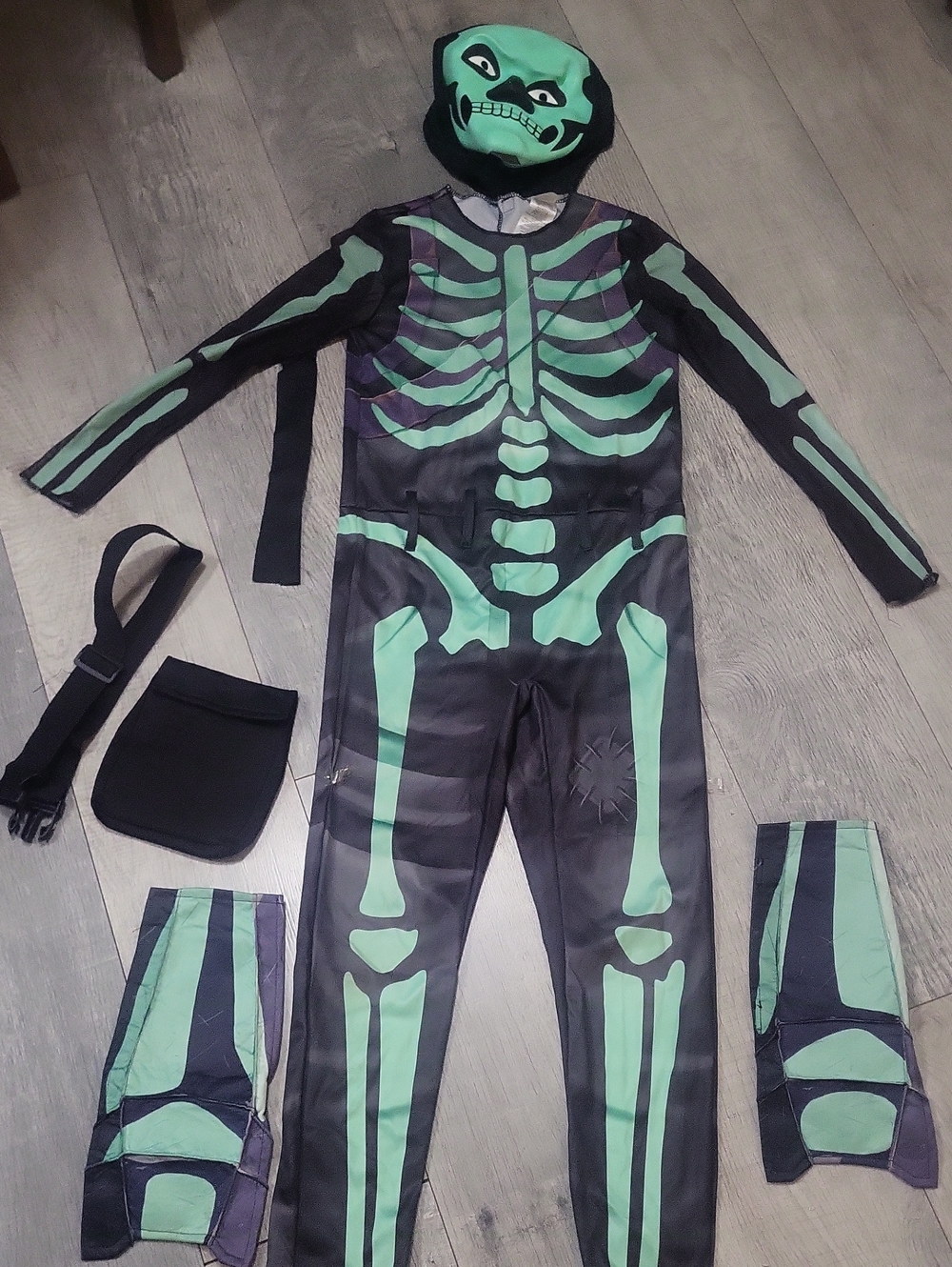 Fortnite Green Skeleton Kids Costume - Green and Black